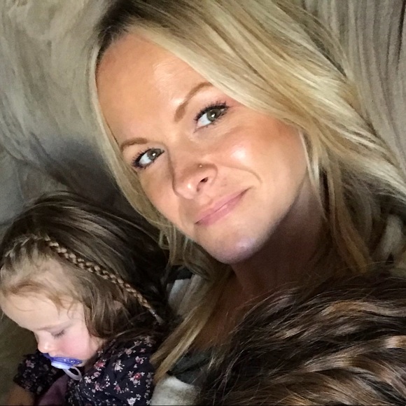 Meet your Posher, Abby - Picture 2 of 3